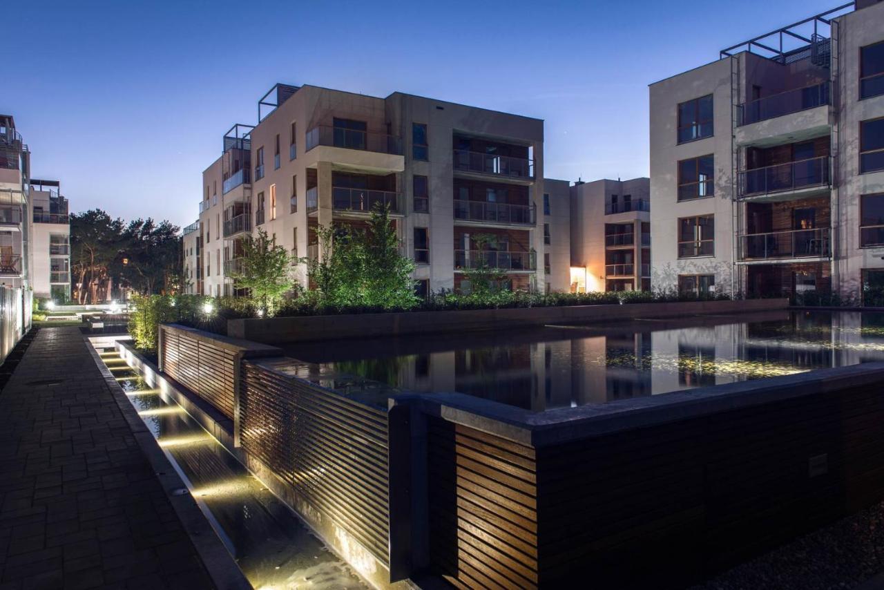 Nadmorski Dwor Modern Gdańsk Exterior foto