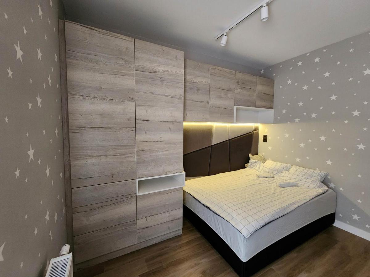 Nadmorski Dwor Modern Gdańsk Exterior foto